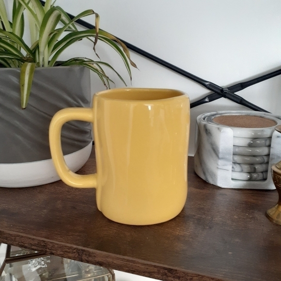 Rae Dunn " Little Chick" Sunny Yellow Mug Easter - Picture 2 of 6